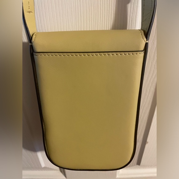 Tory Burch Miller Basketweave Phone Crossbody Cross Body Handbags Cornbread NWT - Picture 3 of 5